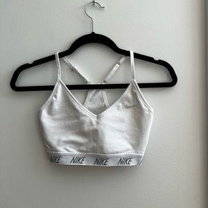 Nike sports Bra size small
